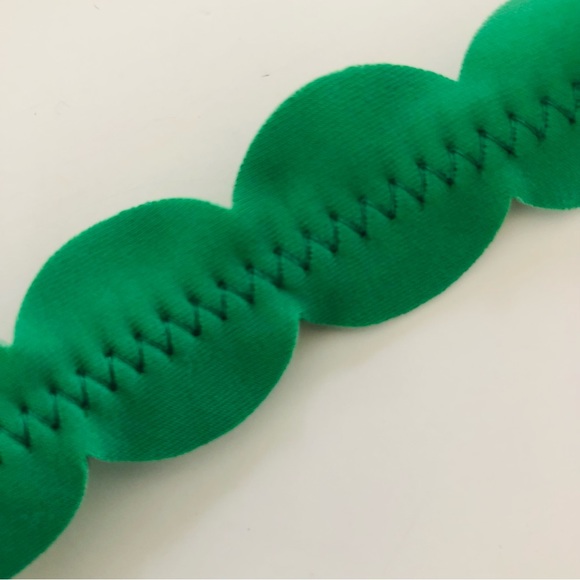 Rhode x Target Bikini Set Scallop Top & Dainty Lotus Cheeky Bottom, XXS NWT - Picture 3 of 11